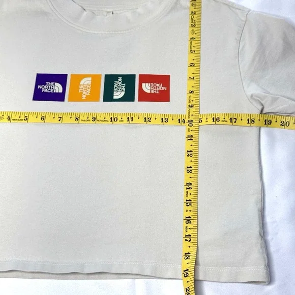 The North Face Women's S Cream Cropped Tee Multicolor Graphic Logo F21 Cotton - Picture 8 of 8